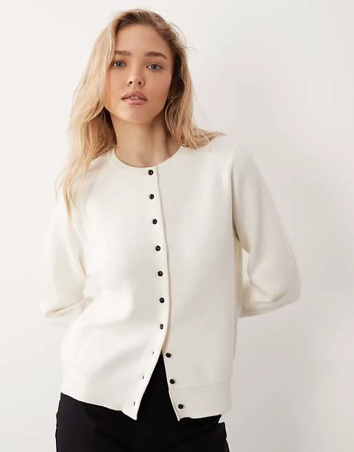 

Легкий вязаный кардиган кремового цвета Mango