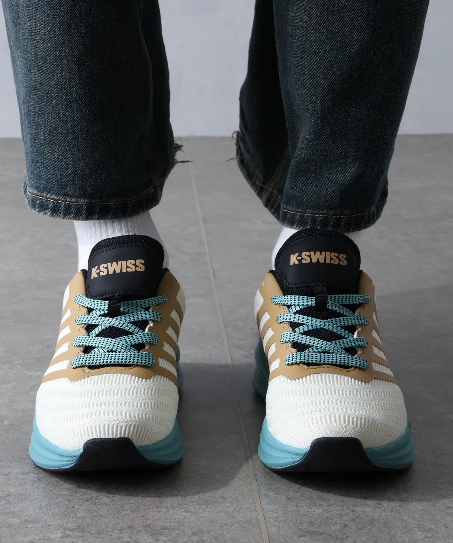 Мужские и женские кроссовки K-SWISS AeroKnit Low Cut — фото 3
