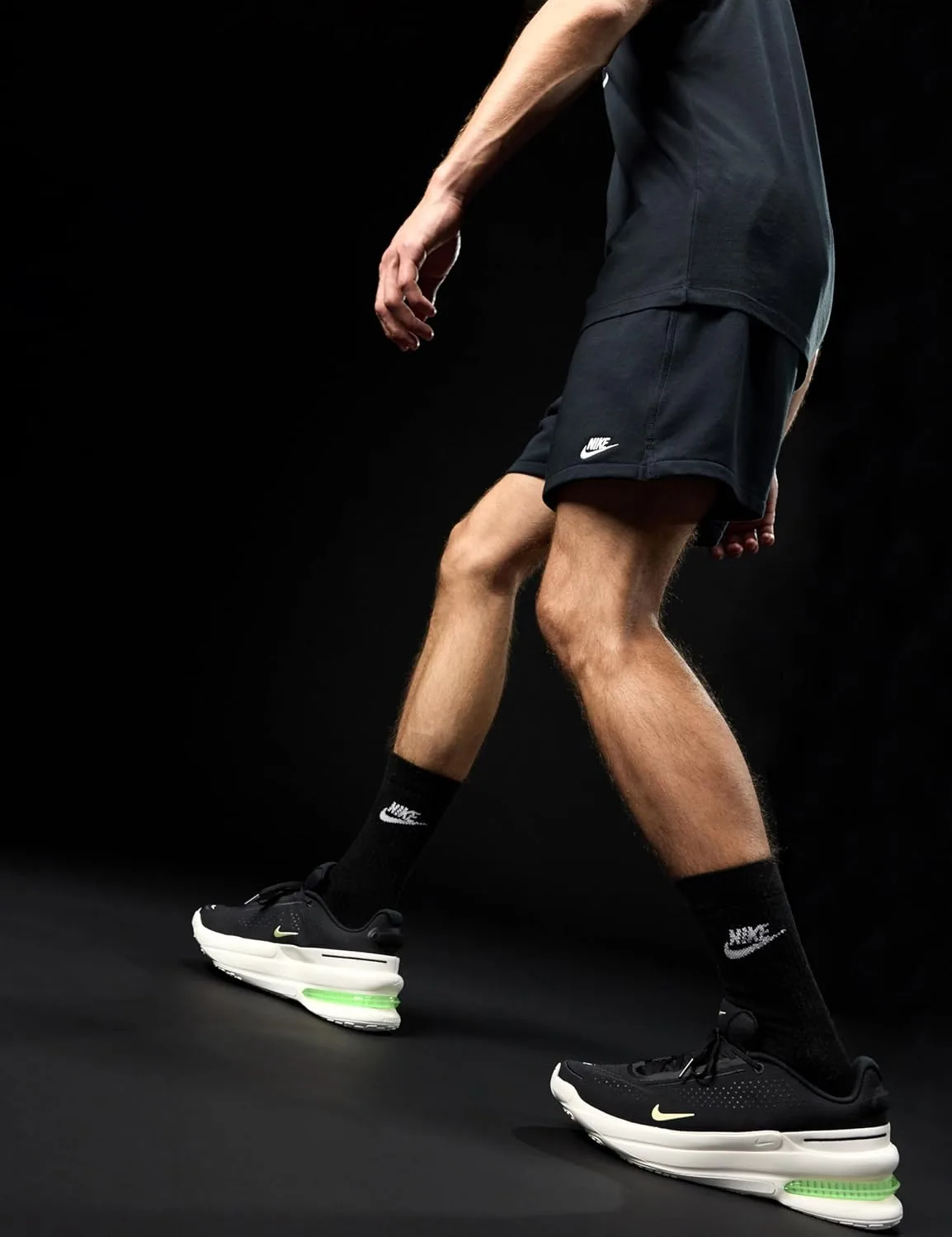Мужские кроссовки Nike Air Zoom Upturn SC IB2746, черный — фото 2