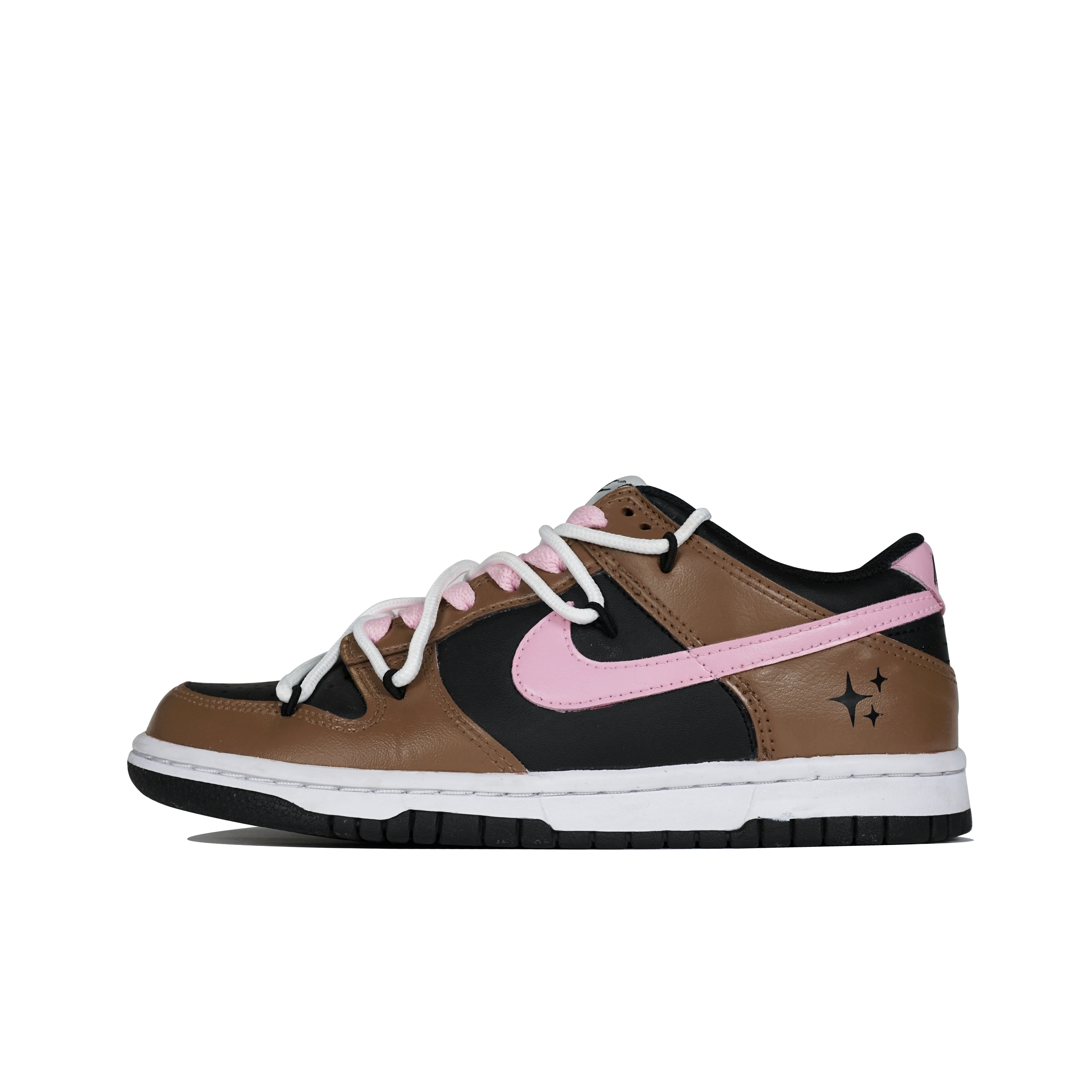 

Кроссовки Nike Dunk Skateboard Shoes Women's Low-Top Pink