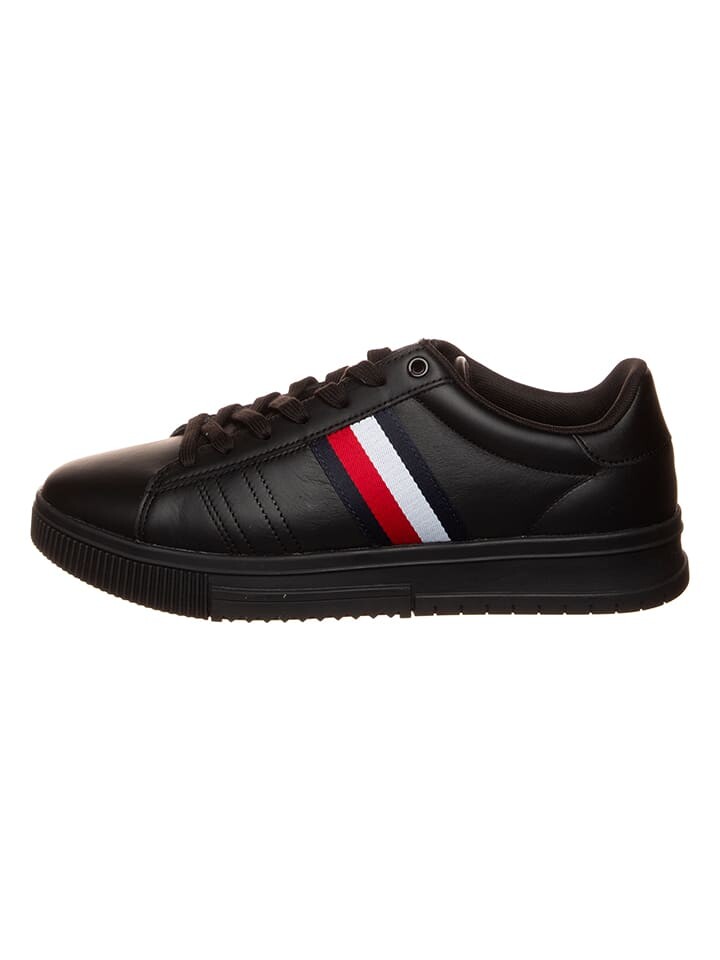 

Кроссовки на шнуровке Tommy Hilfiger, черный