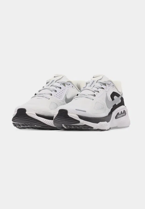Кроссовки для бега по шоссе и пересеченной местности Nike Performance, summit white/metallic silver-coloured/black, белый с серебристым и черным — фото 3