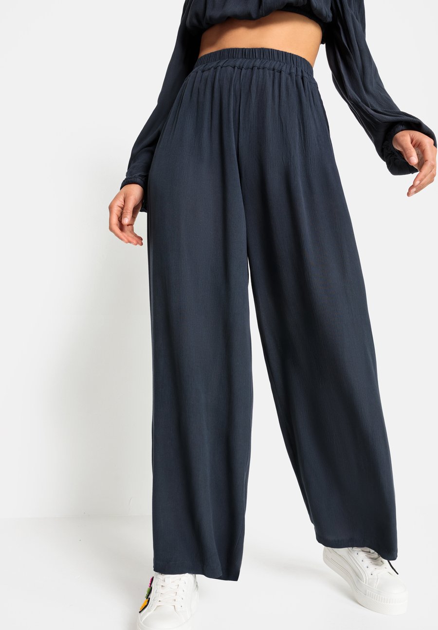 

Брюки LASCANA LSCN BY LASCANA, Dunkelblau/Dark Blue