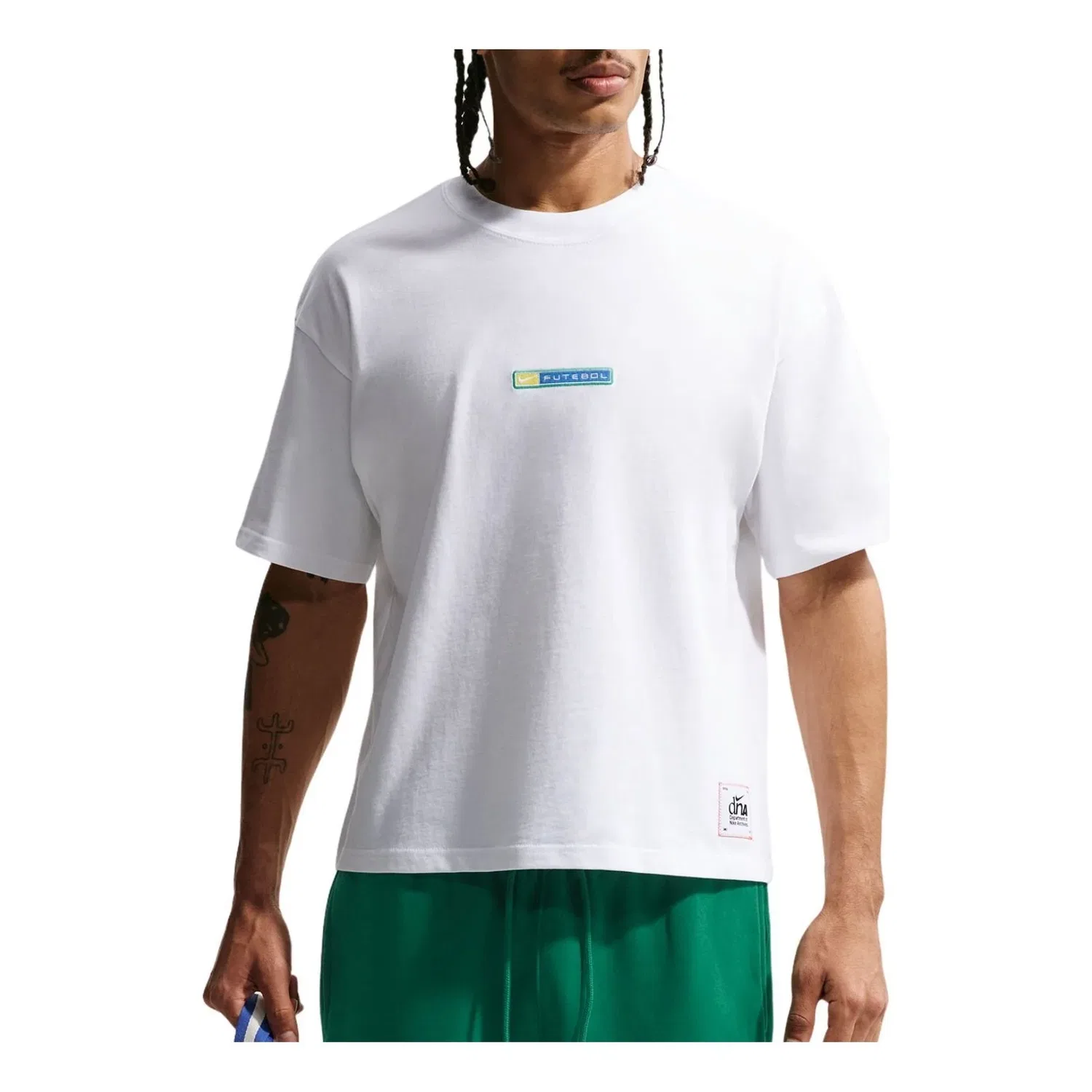 Футболка Nike NSW Boxy Futbol Loose 'White Canary Lt Photo Blue' IR8961-100, белый
