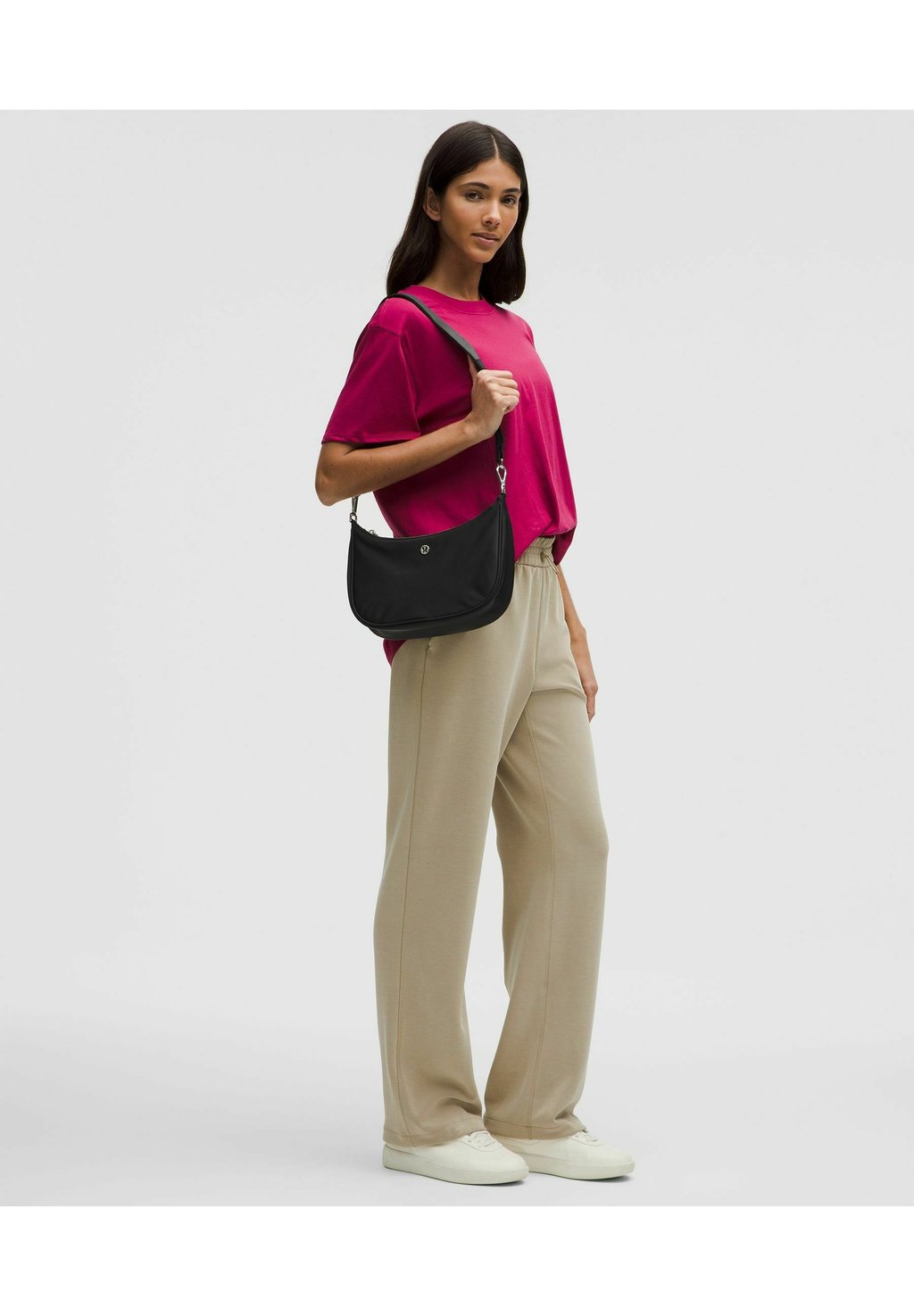 

Сумка CITY ESSENTIALS SMALL SHOULDER lululemon, черный