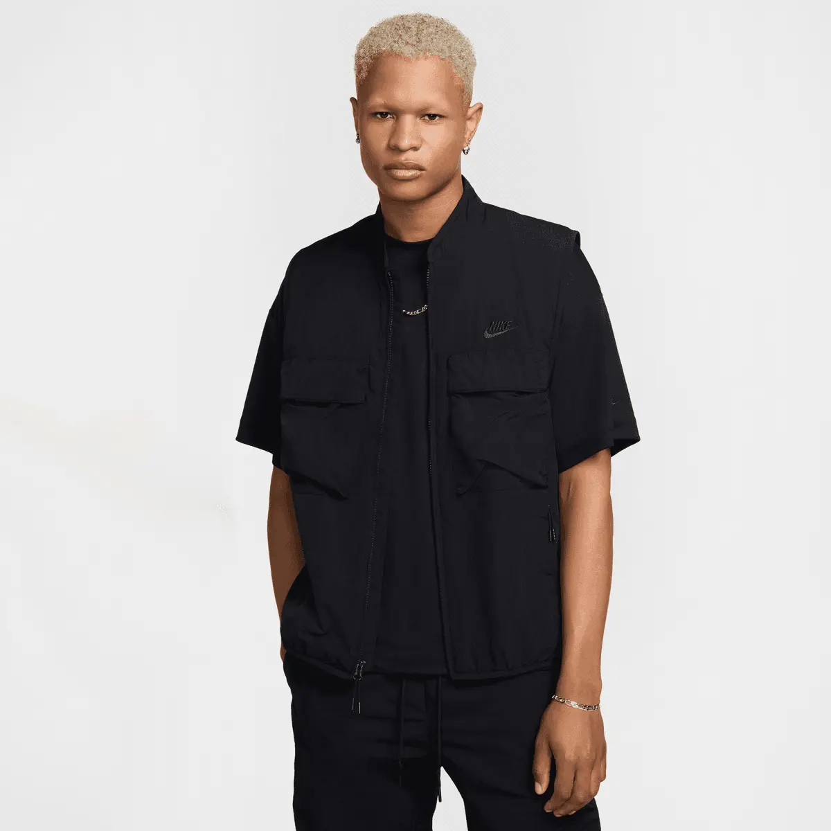 

Куртка Nike Tech Woven Vest, черный