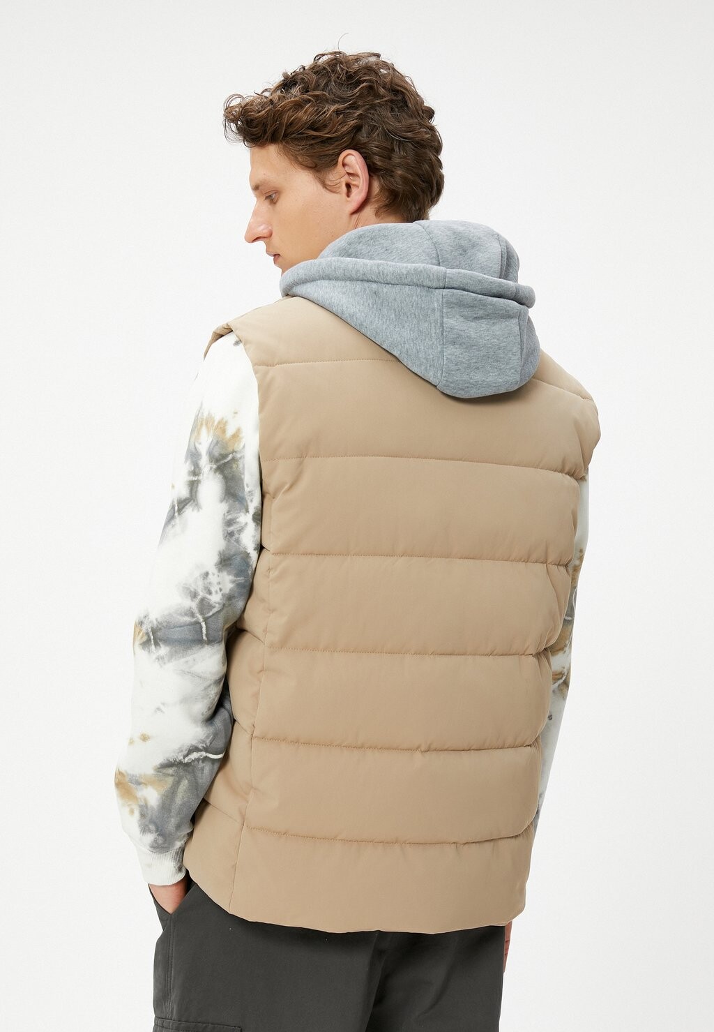 

Жилет HOODED ZIPPER POCKET DETAIL PUFFER Koton, коричневый