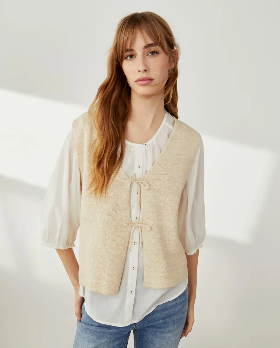 

Женский вязаный жилет Southern Cotton, цвет 120 Crudo