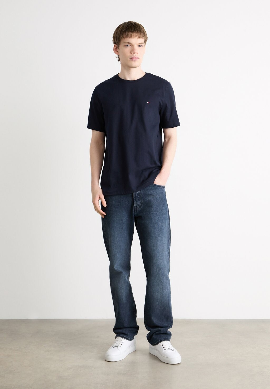 Футболки с принтом ESSENTIAL TEE Tommy Hilfiger, темно-синий — фото 4