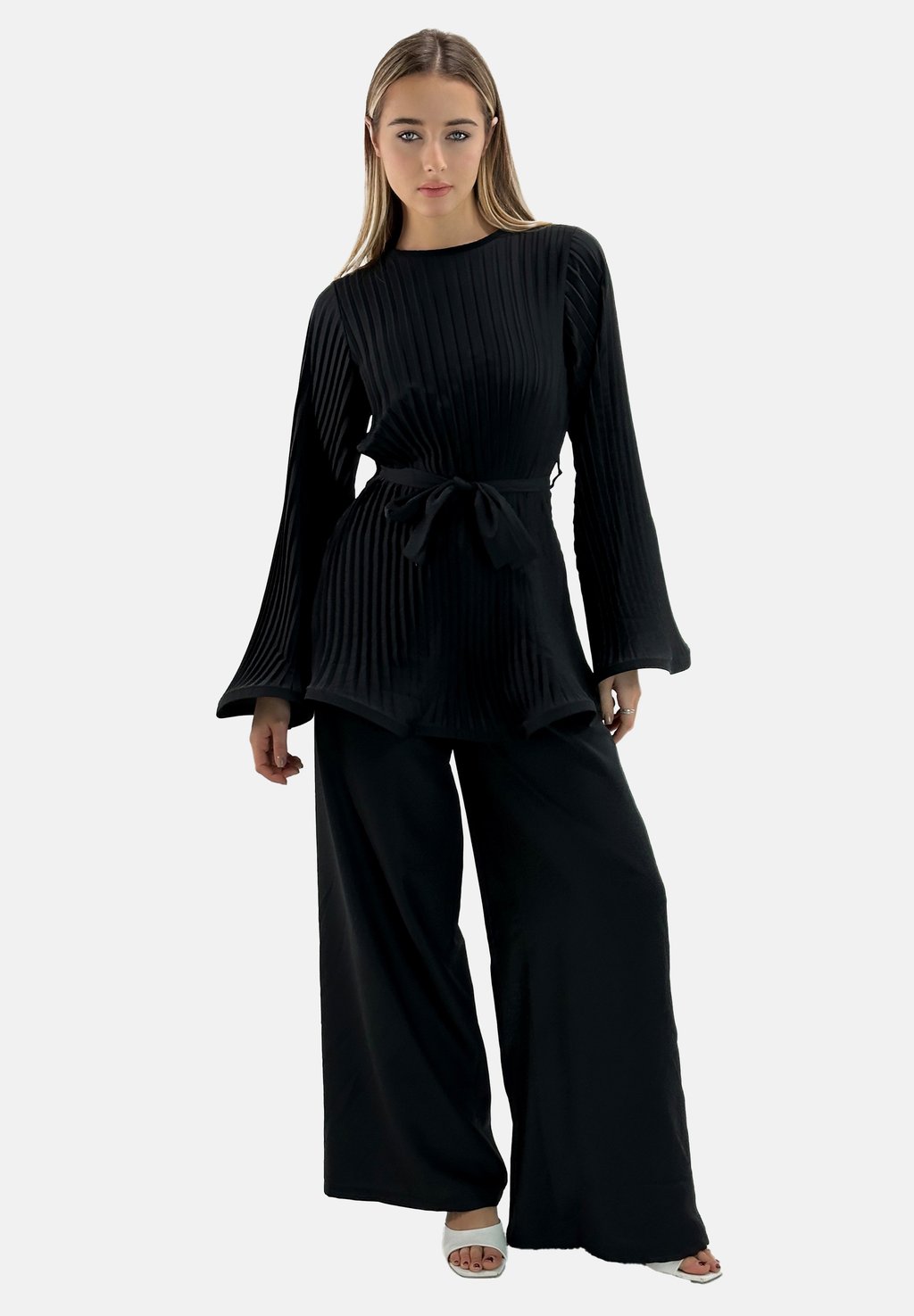 

Блуза SET - Trousers Elara, черный
