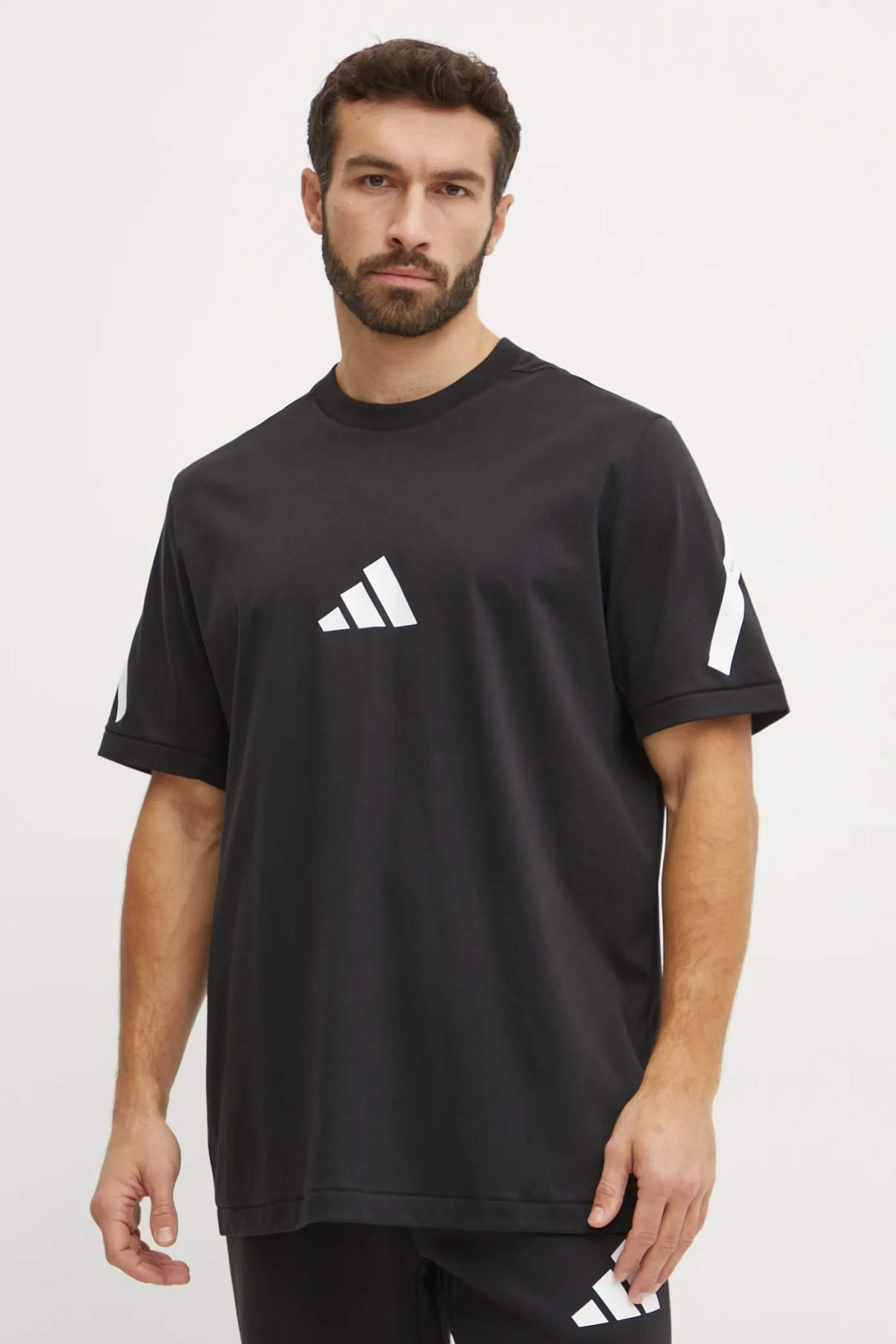 

Футболка ZNE из хлопка adidas, черный