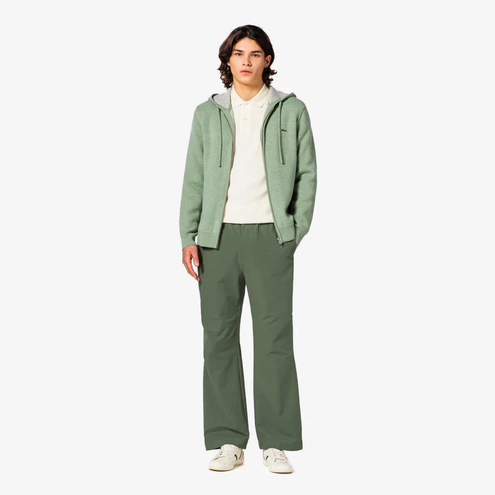 Мужские брюки парашюты цвета хаки от Lacoste