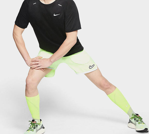 Футболка rise 365 men's running top men black Nike, черный — фото 3