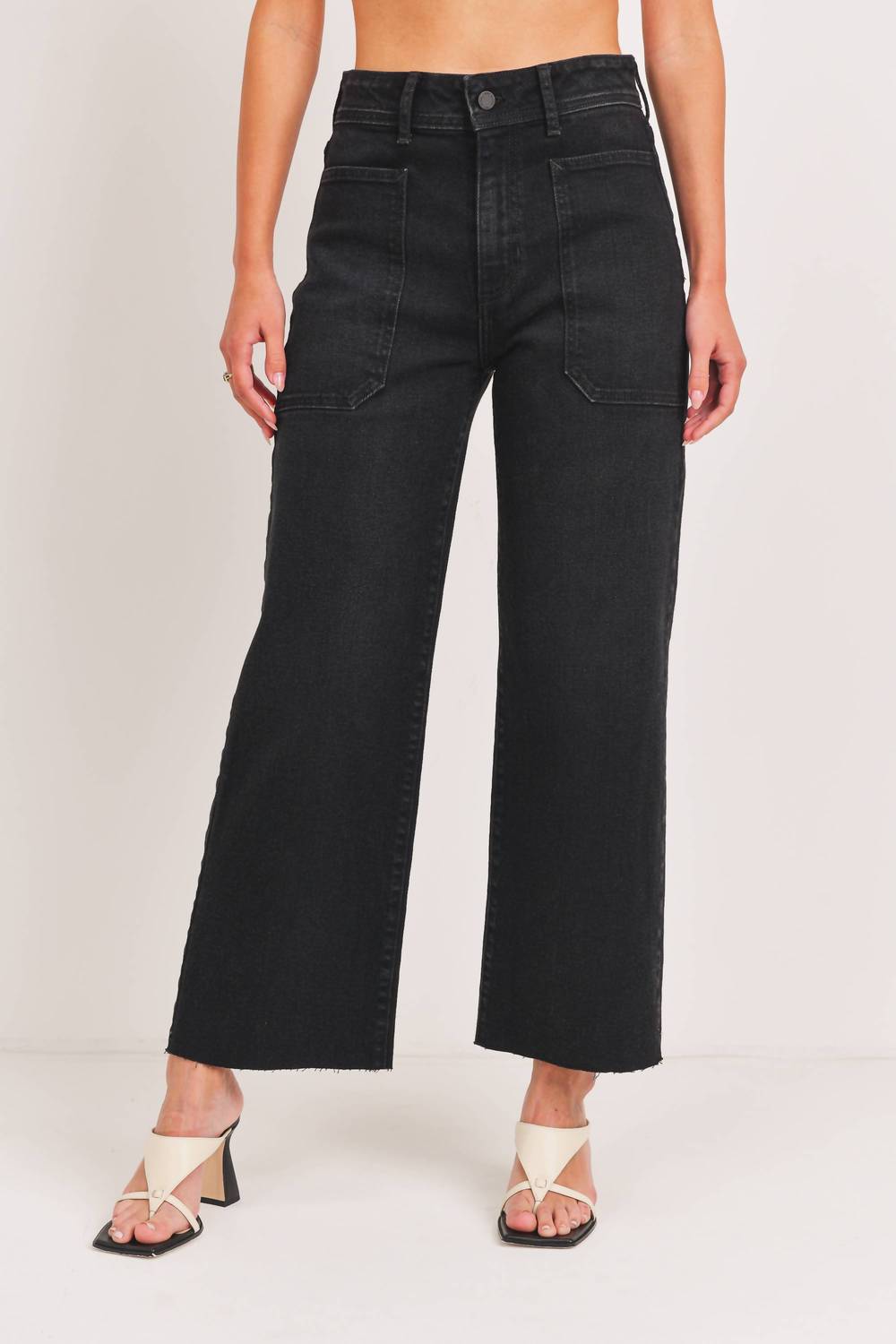 

Удобные широкие джинсы черного цвета с эффектом потертости JUST BLACK DENIM