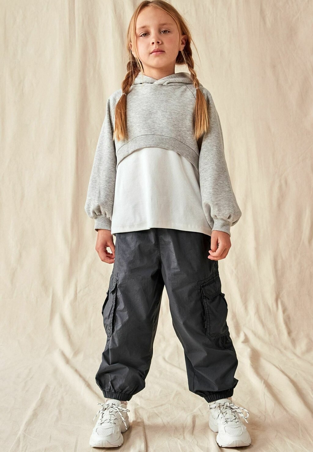 

Брюки карго Parachute Regular Fit Next, цвет charcoal grey