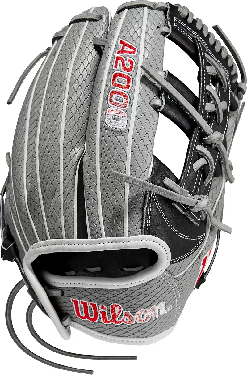 

Перчатки Wilson 11,75 дюйма FP75 A2000 SuperSkin Series Fastpitch, серый/черный