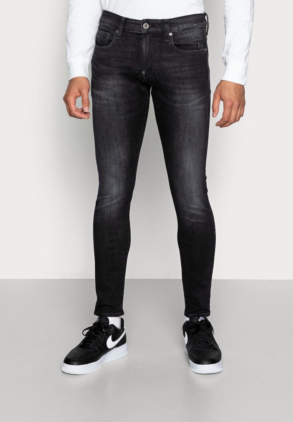 

Джинсы Slim fit G-Star REVEND SKINNY, цвет Black Denim