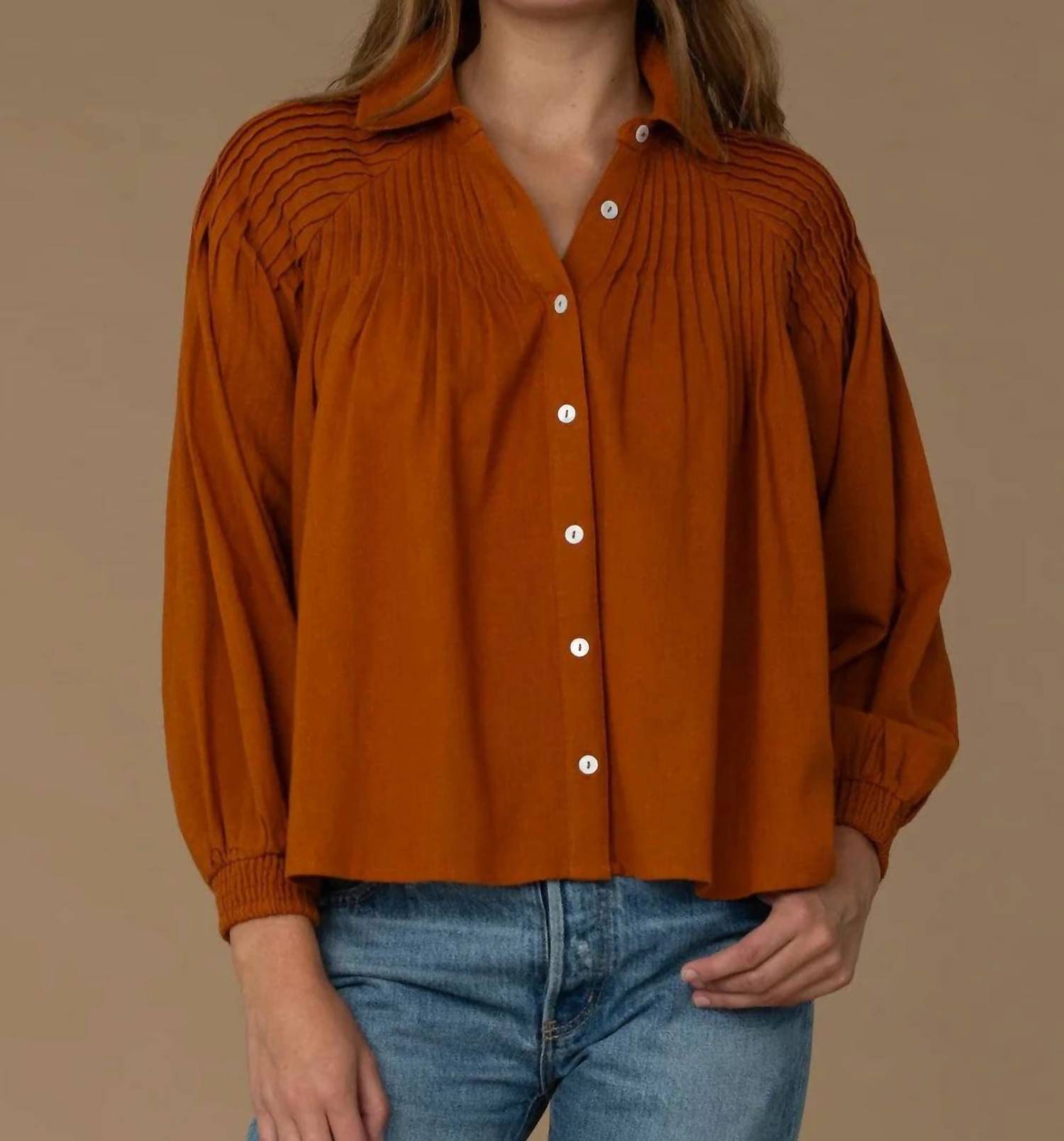 

Топ Пейтон цвета ириски Elizabeth James The Label, цвет butterscotch