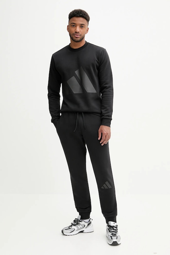 

Спортивный костюм Adidas, черный