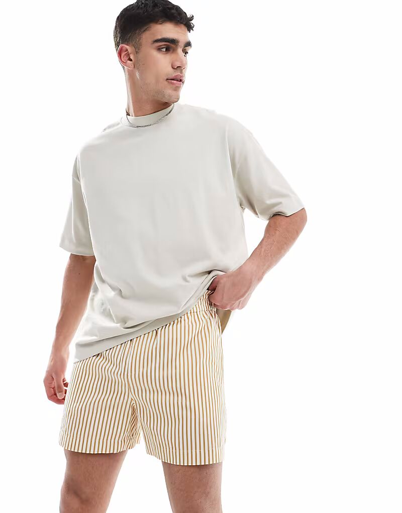 

ASOS DESIGN широкие укороченные шорты в желтую и белую полоску