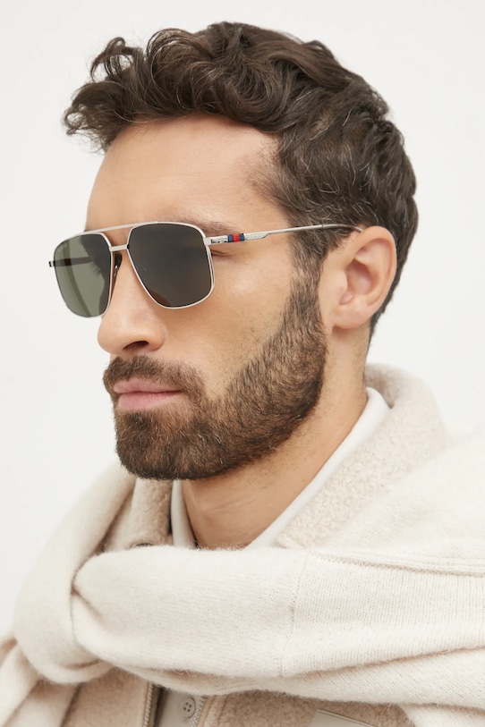 

Солнцезащитные очки Gucci, серебряный