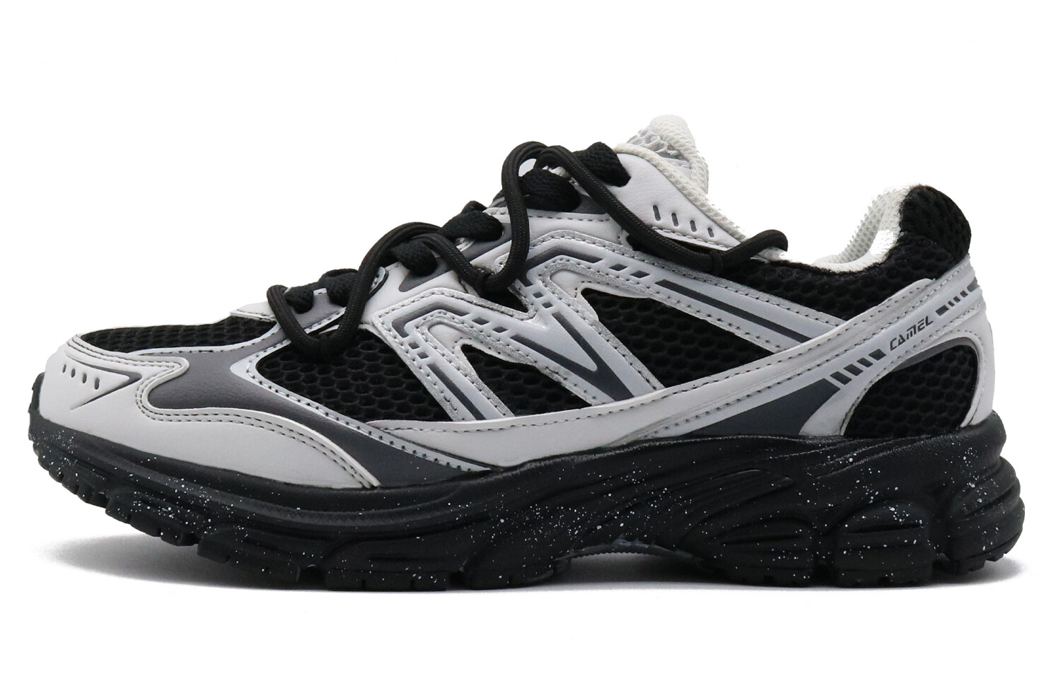 

Кроссовки Chasing Light Running унисекс с низким верхом белого цвета Camel