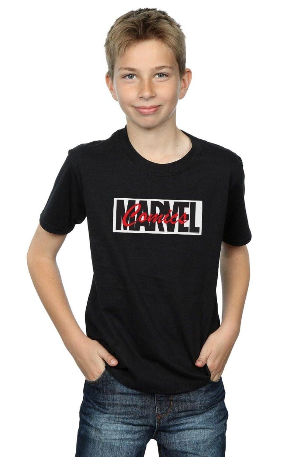 

Красная футболка с логотипом и шрифтом Marvel, черный