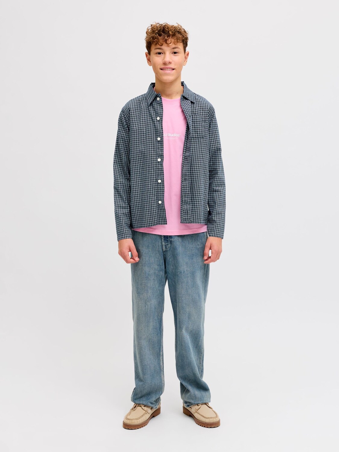 Jack & Jones Junior Рубашка на пуговицах комфортного кроя в синем цвете — фото 4