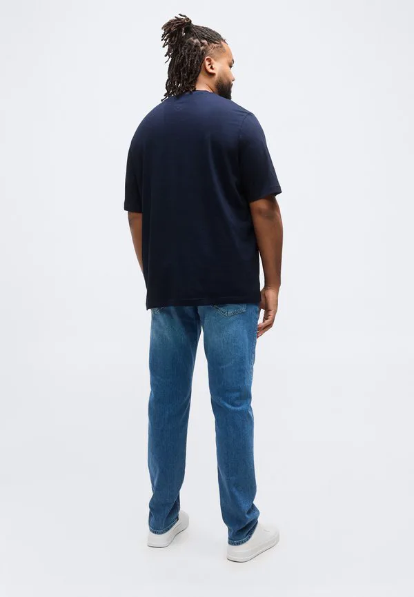 Футболка с круглым вырезом и вышивкой флага, базовая футболка. Tommy Hilfiger, Desert Sky — фото 3