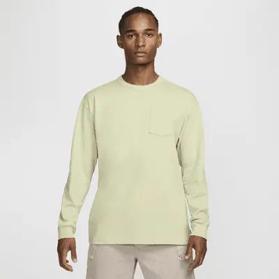 

Футболка Nike Sportswear Premium Essentials, цвет Olive Aura