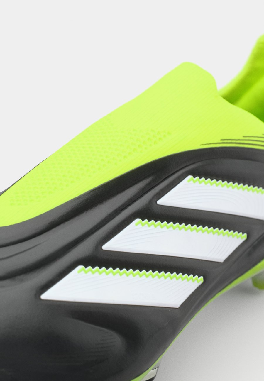 Кроссовки Adidas Performance COPA PURE III ELITE LACELESS FIRM GROUND FOOTBALL BOOTS, Core Black/Footwear White/Lucid Lemon/Black — фото 3