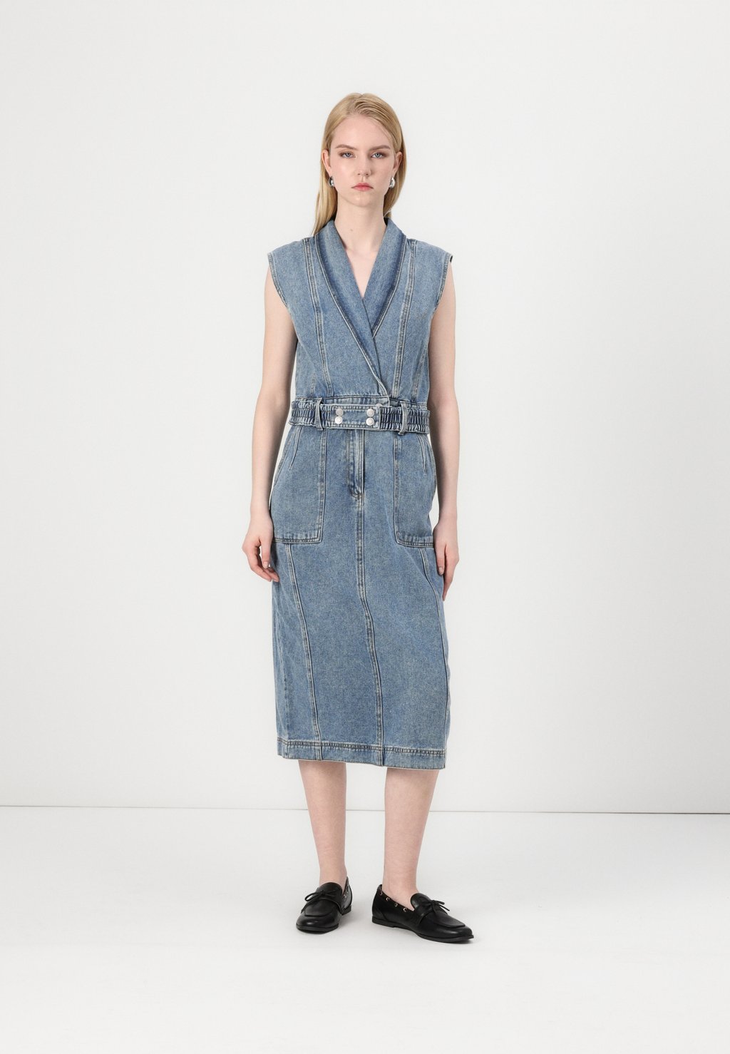 

Джинсовое платье NOVA DRESS Rouge Edit, цвет Light Blue Denim