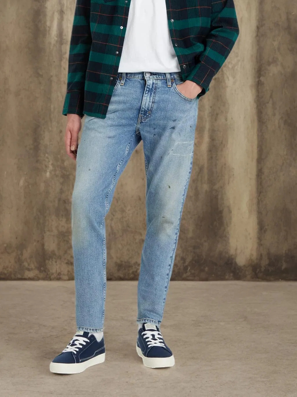 Джинсы Slim Taper Fit Levi's, красные — фото 4