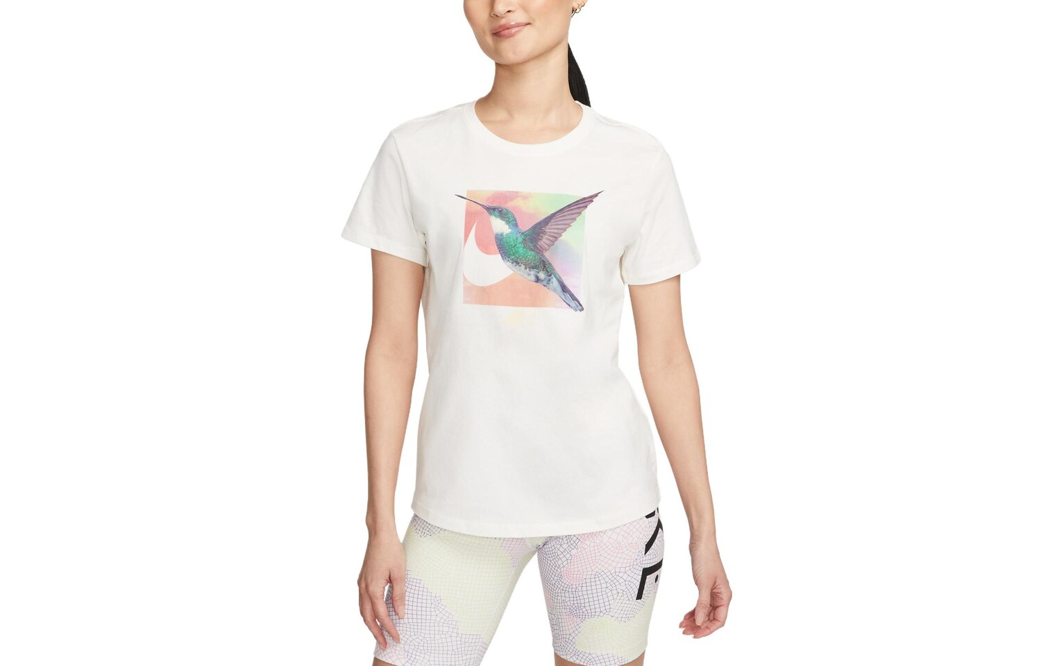 

Футболка женская Sail белая Nike