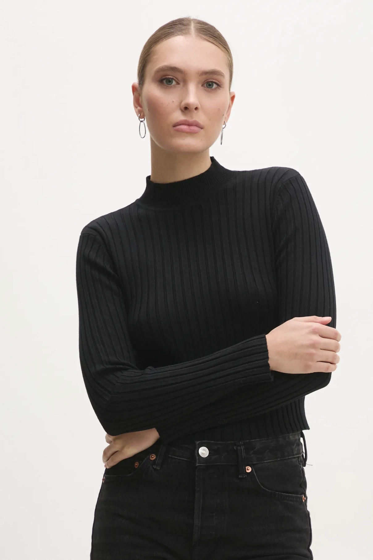 

Свитер Answear Lab, черный