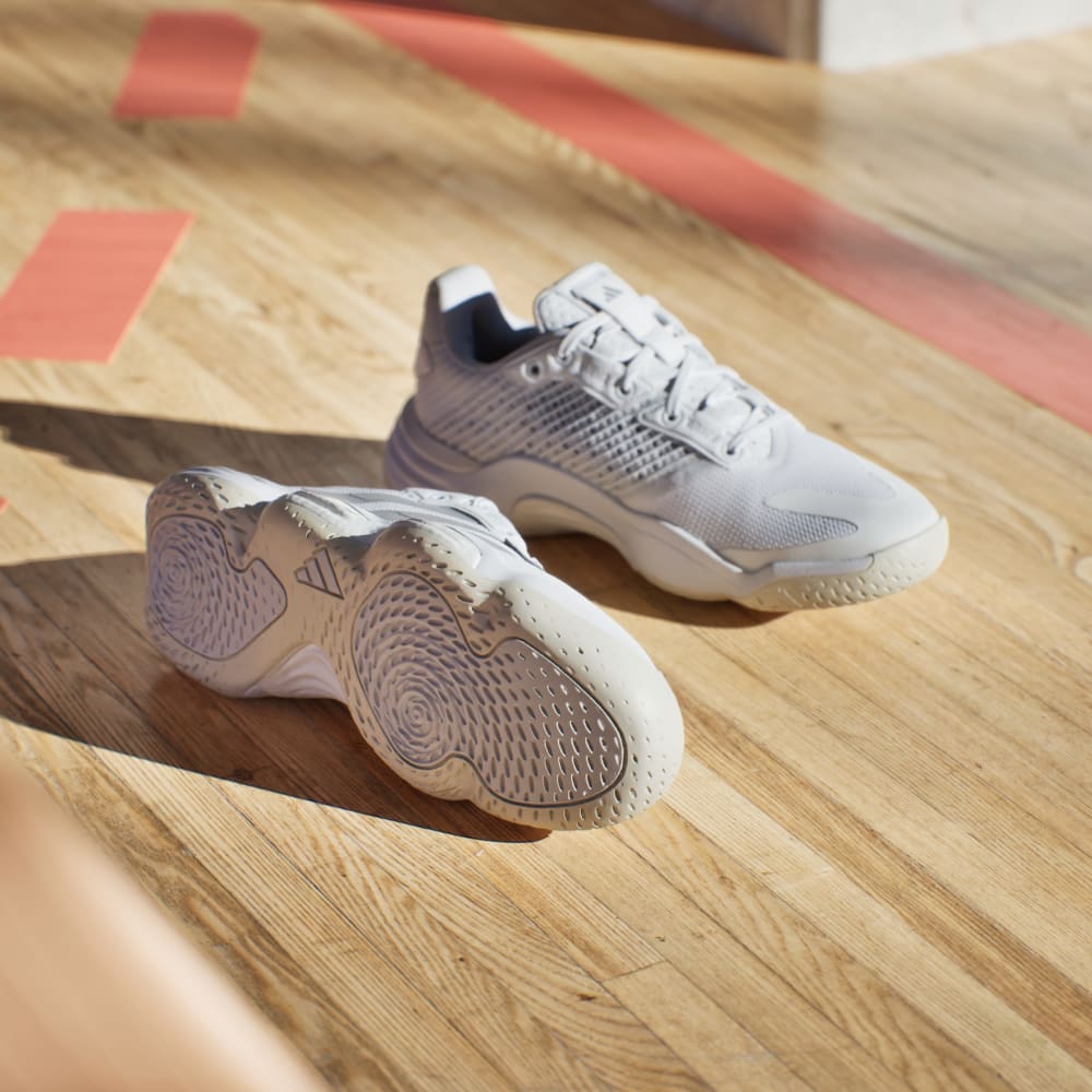 Кроссовки Adidas Stabil 16 Indoor Shoes, цвет Cloud White/Silver Metallic/Grey One — фото 3