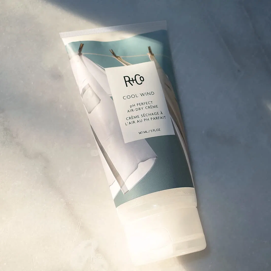 Крем для сушки волос на воздухе «Cool Wind pH Perfect Air Dry Cream» от R+Co R+Co — фото 2