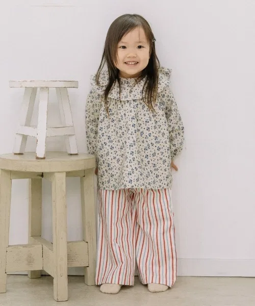 Детские брюки FirstCloset×mio из хлопка в полоску Toys R Us Baby R Us белые — фото 2