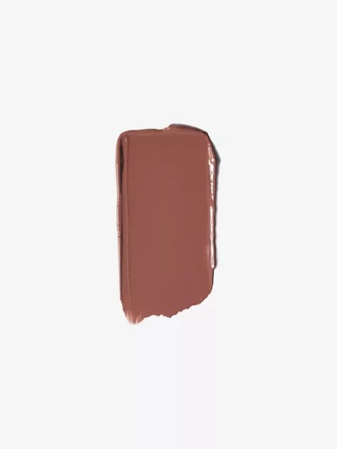 Victoria Beckham Beauty Posh Lipstick в позе — фото 2