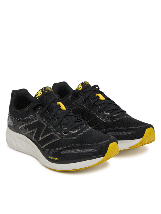 Беговые кроссовки 680 M680CB8 New Balance, чёрный — фото 2