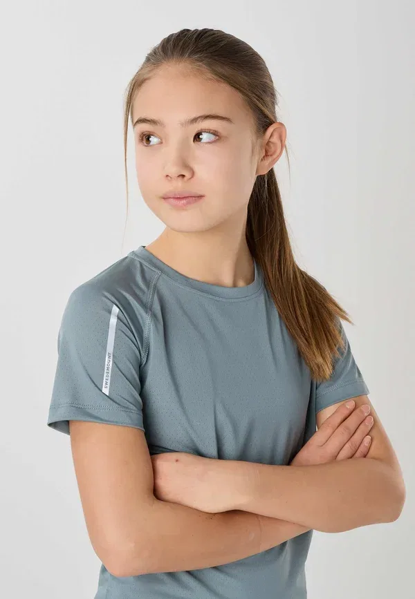 Футболка для тренировок Swedemount Core Training Tee G Jr Basic T-Shirt, цвет шалфейный зеленый — фото 4