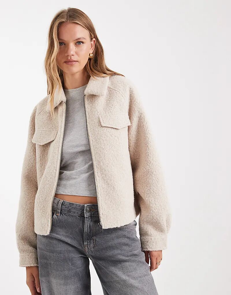 

ONLY сквозная куртка из букле кремового цвета