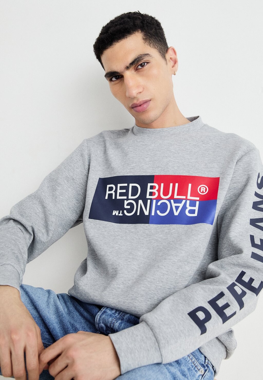 

Толстовка RED BULL RACING COLOUR BLOCK GRAPHIC CREW Pepe Jeans, светло-серый