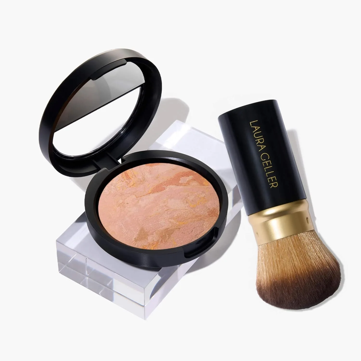 Набор для макияжа LAURA GELLER Baked Balance-n-Brighten Foundation с выдвижной кистью-аэрографом кабуки, оттенок Fair (2 шт.), White
