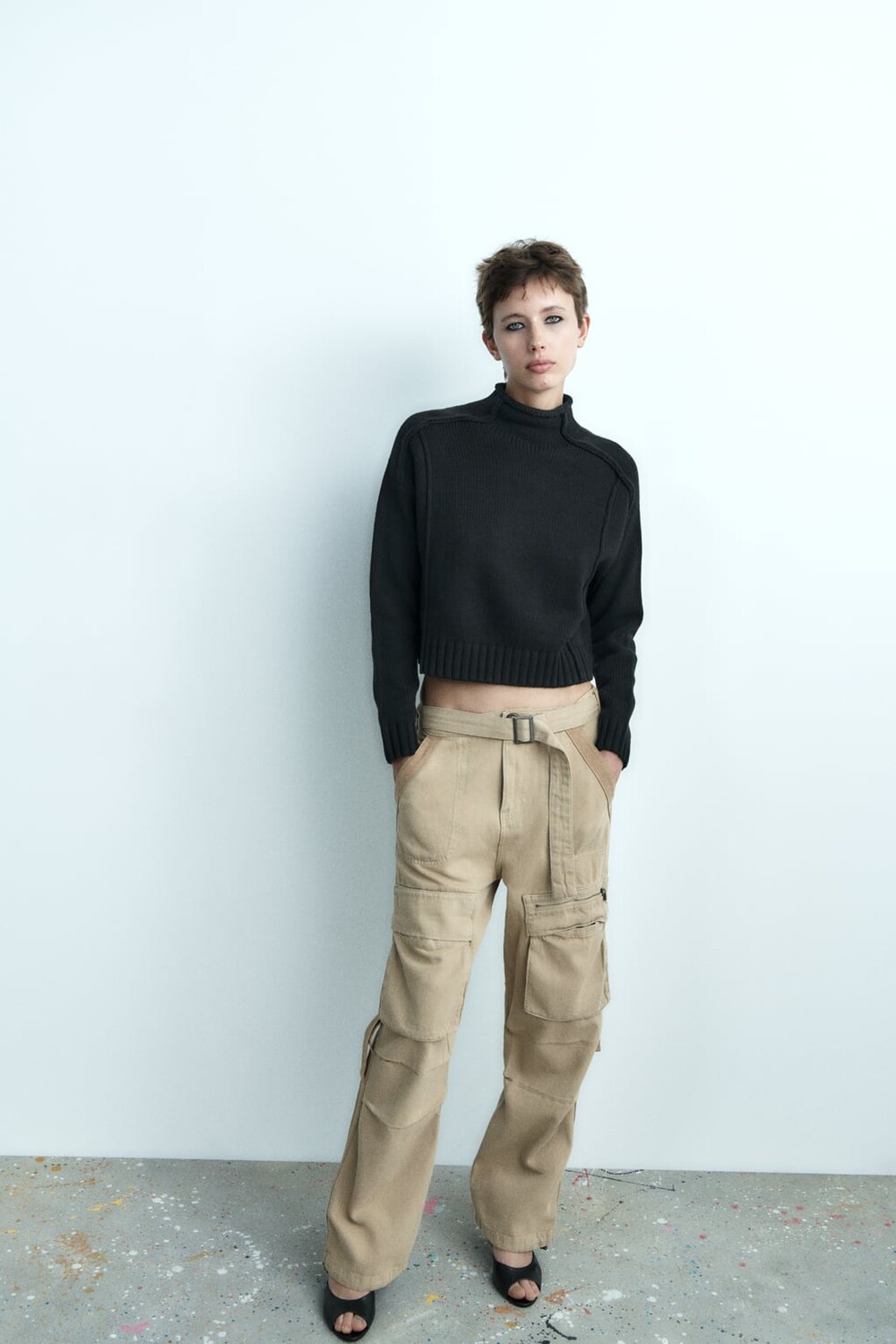 

Вязаный свитер с видимыми швами ZARA, черный