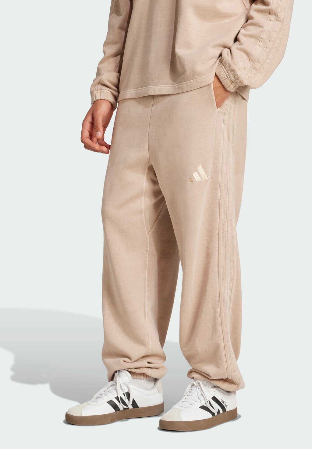 

Спортивные штаны ALL FRENCH WASHED LOOSE Adidas Sportswear, цвет Warm Sandstone