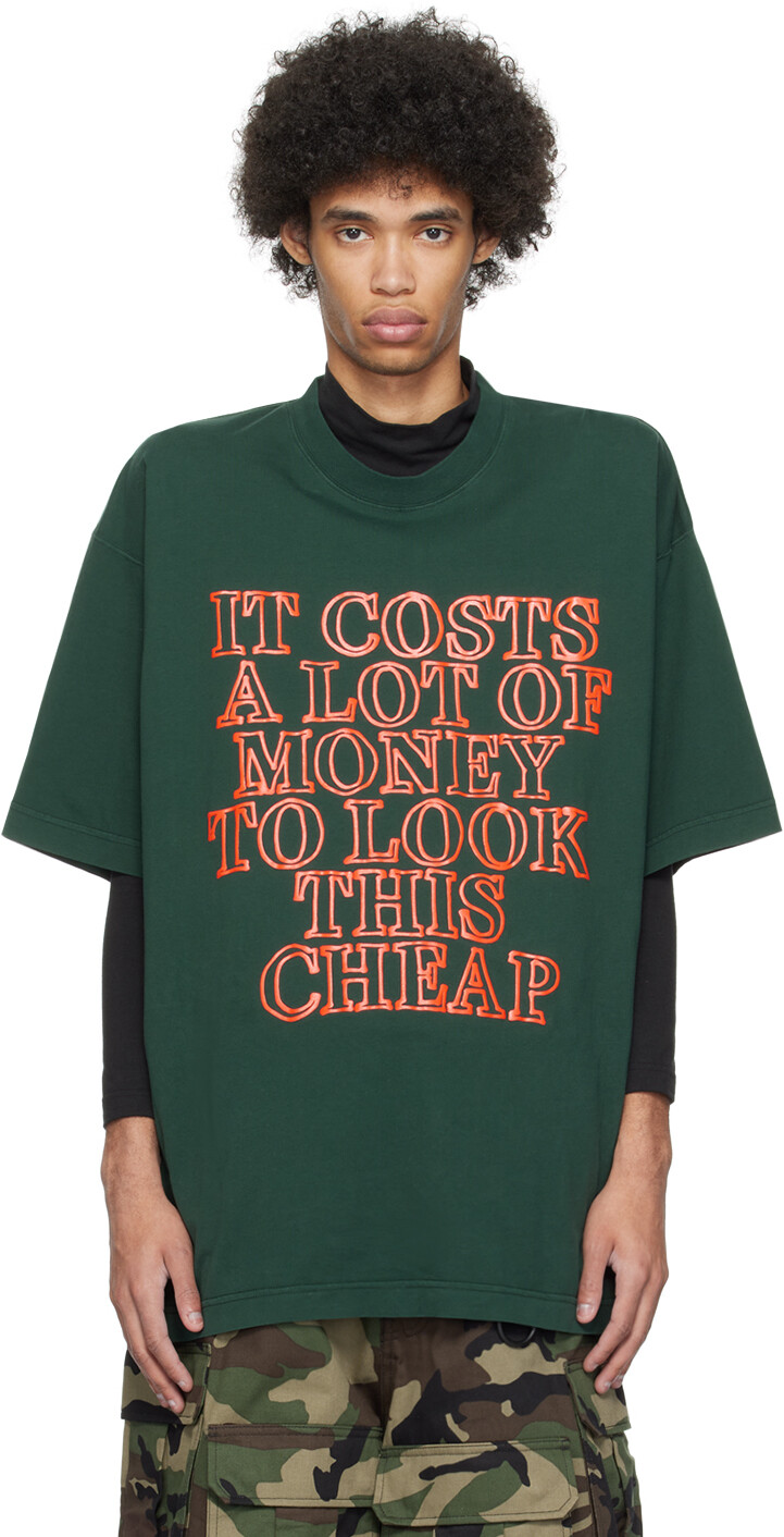 

Зеленая очень дорогая футболка Vetements