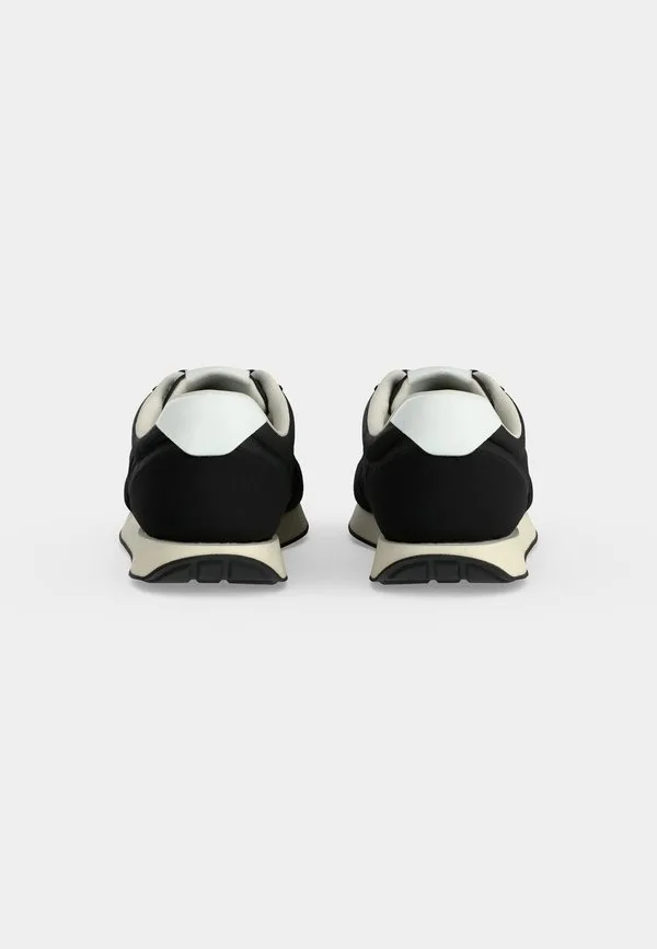 Ретро кроссовки для бега Calvin Klein, Black/Bright White — фото 4