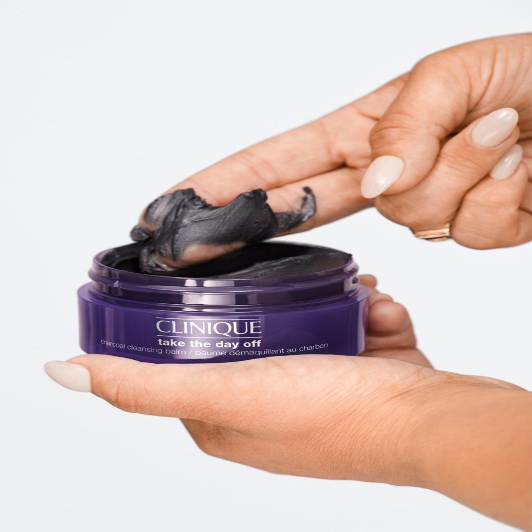 Средство для снятия макияжа Clinique — Take the day off ttdo charcoal detoxifying cleansing balm , объем, 125 мл — фото 4