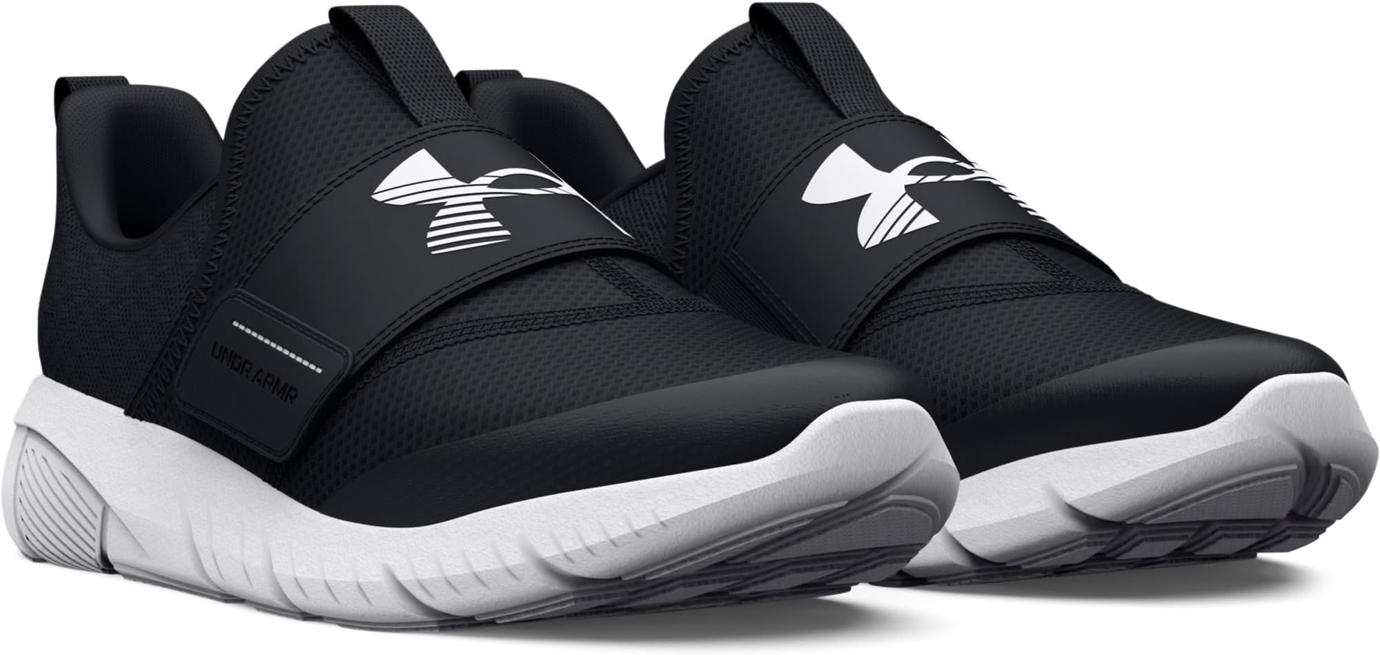 

Кроссовки Under Armour Kids Grade School Flash, Black/Black/White Multi Snake